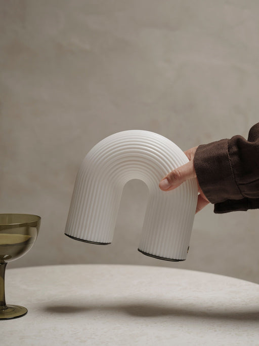 北歐進口無線桌燈 Vuelta Lamp｜ferm LIVING 北歐進口家具品牌