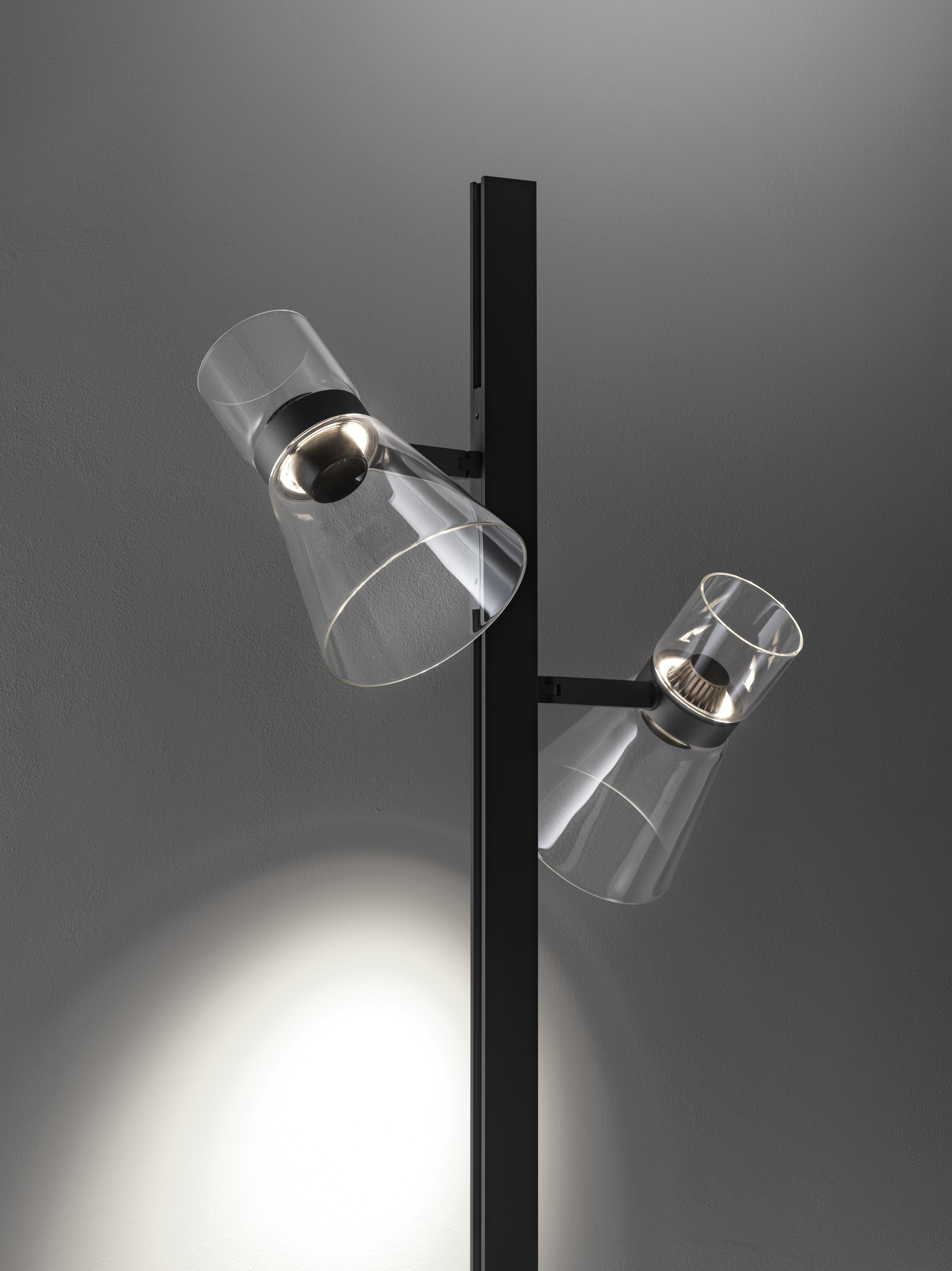 Flos Nocturne 立燈 (Cone) - 潤舍．生活家居 Luxury Life