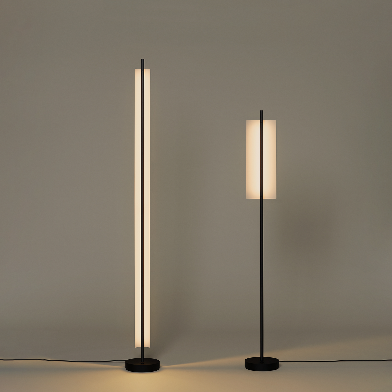 歐洲進口燈飾｜Santa & Cole 圓翼立燈 Lamina 45 Floor Lamp 