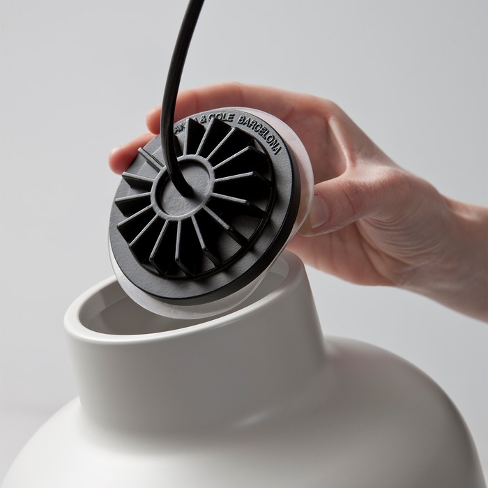 歐洲進口燈具｜ 西班牙 Santa & Cole 皇帽吊燈 M64 Suspension Lamp