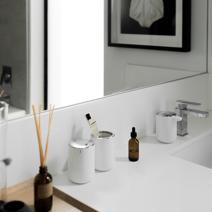 牙刷杯架推薦｜Audo 衛浴牙刷杯 Toothbrush Holder, Norm 北歐丹麥衛浴用品推薦 Menu