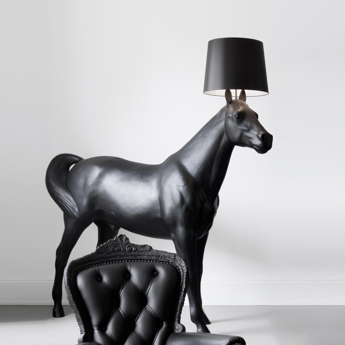 歐洲進口燈飾｜Moooi 黑馬立燈 Horse Lamp