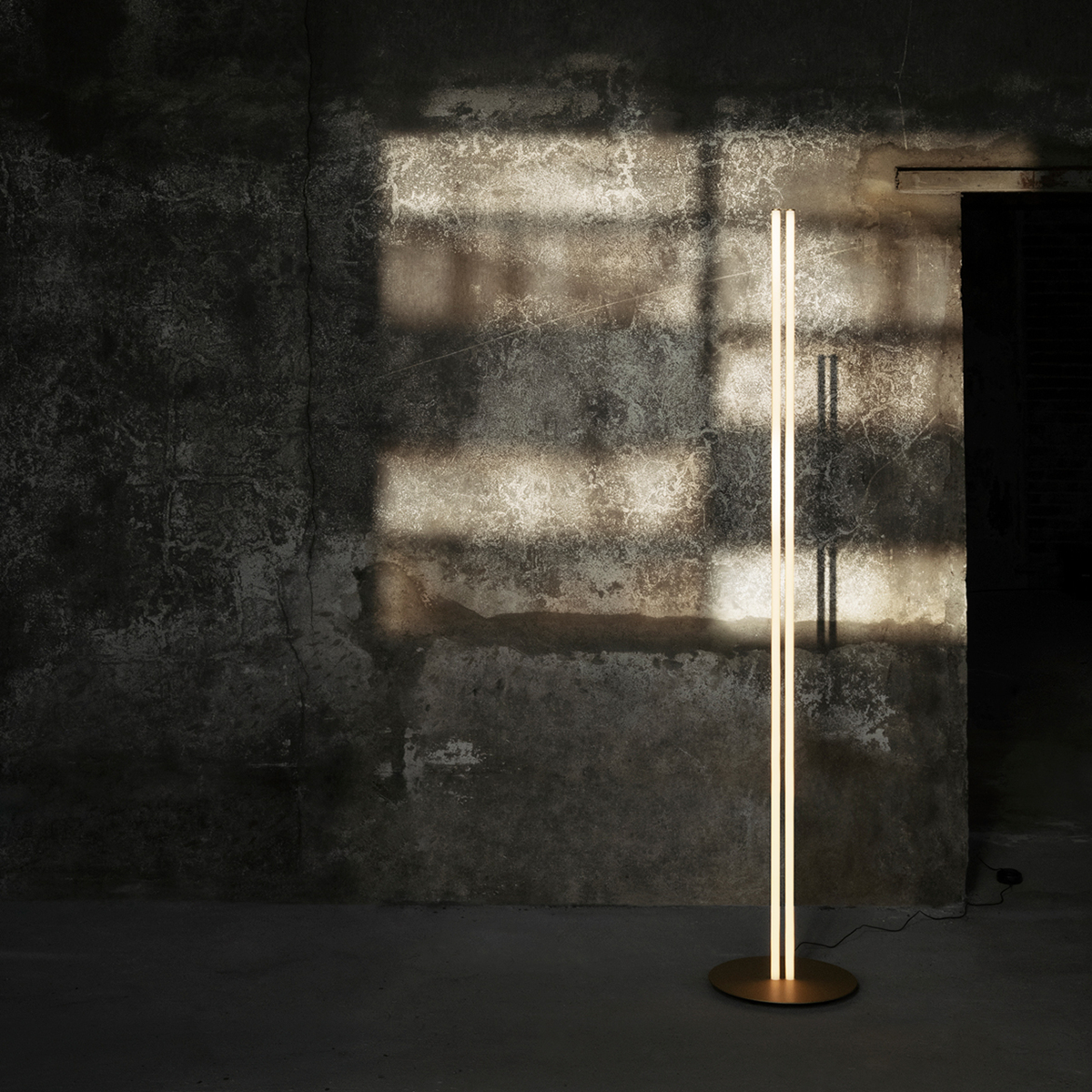 Flos Coordinates F 立燈 Flos - 潤舍．生活家居 Luxury Life