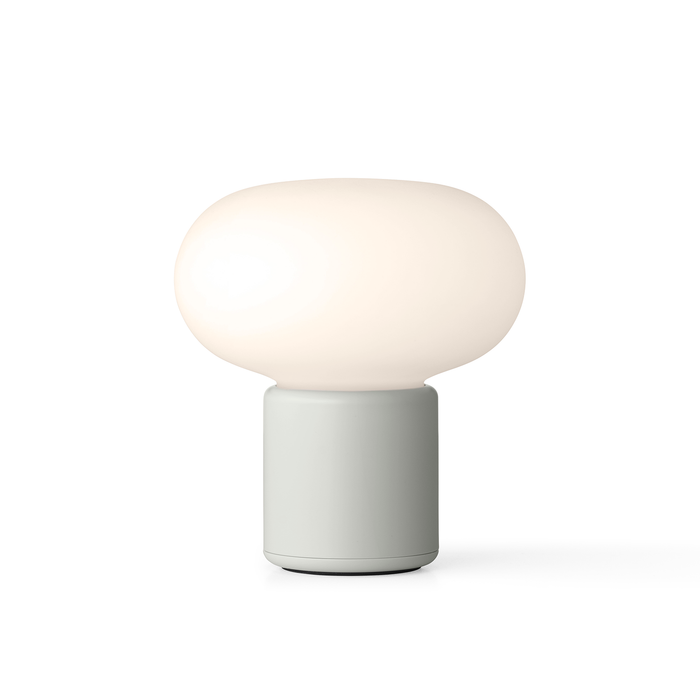 北歐進口燈具｜New Works 約翰充電式桌燈／露營燈 Karl-Johan Portable Table Lamp 北歐丹麥極簡傢具品牌
