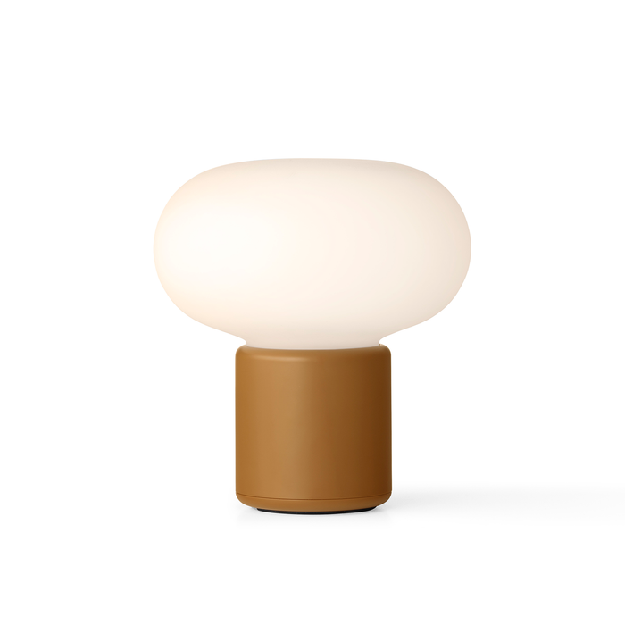 北歐進口燈具｜New Works 約翰充電式桌燈／露營燈 Karl-Johan Portable Table Lamp 北歐丹麥極簡傢具品牌