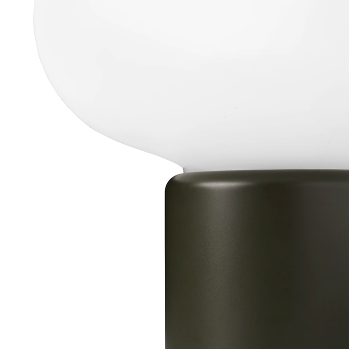 北歐進口燈具｜New Works 約翰充電式桌燈／露營燈 Karl-Johan Portable Table Lamp 北歐丹麥極簡傢具品牌