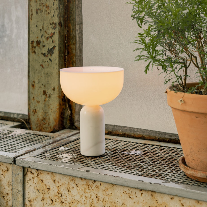 北歐進口燈具｜New Works 無瑕之光充電式桌燈／露營燈 Kizu Portable Table Lamp 北歐丹麥極簡傢具品牌