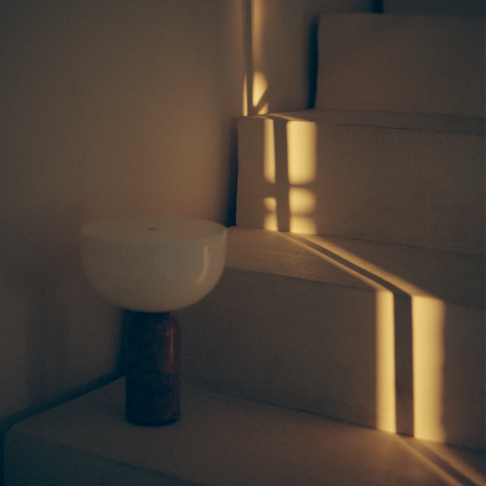 北歐進口燈具｜New Works 無瑕之光充電式桌燈／露營燈 Kizu Portable Table Lamp 北歐丹麥極簡傢具品牌