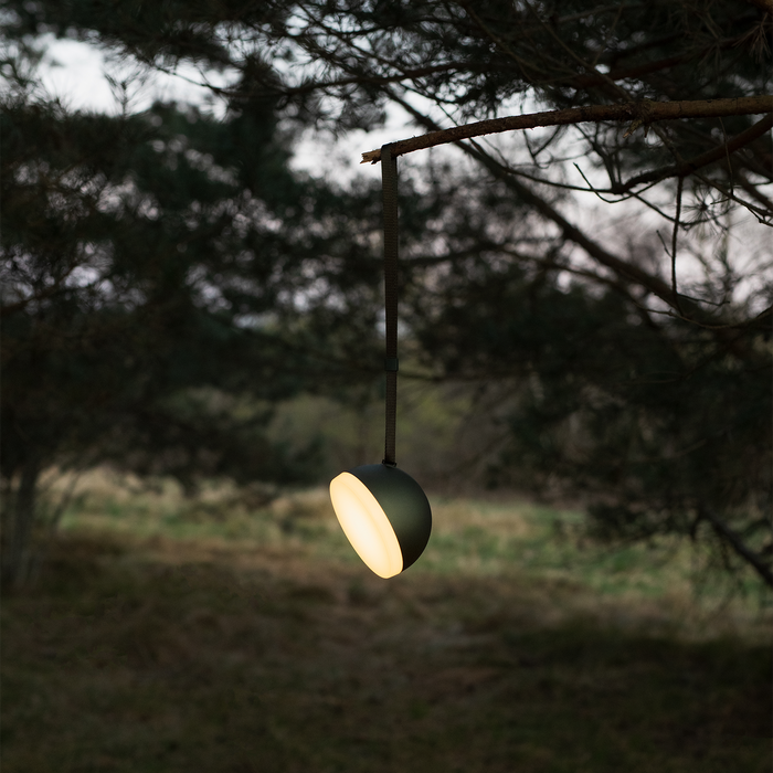 北歐進口燈具｜New Works 冒險之心充電式桌燈／露營燈 Sphere Adventure Light 北歐丹麥極簡傢具品牌