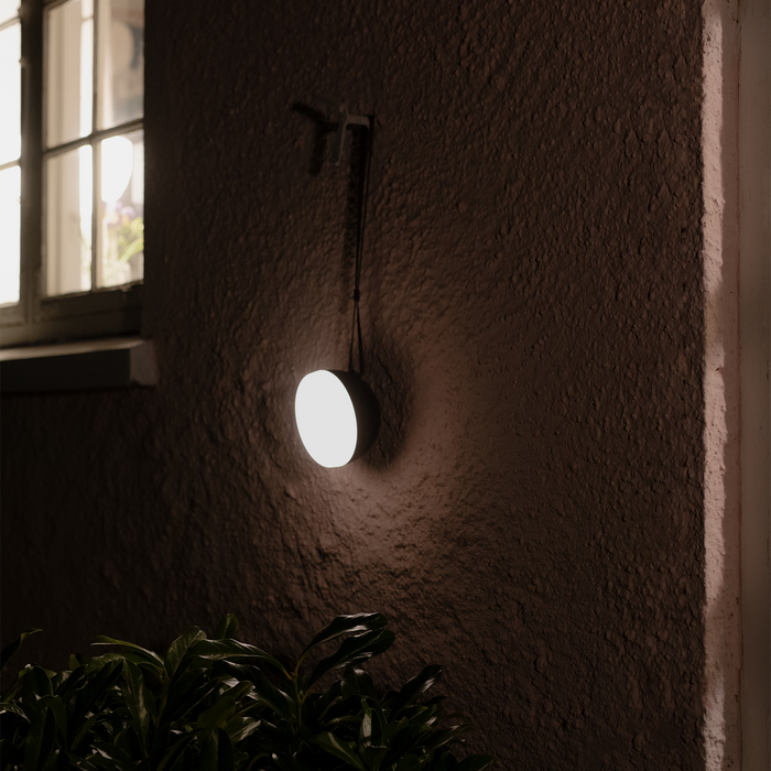 北歐進口燈具｜New Works 冒險之心充電式桌燈／露營燈 Sphere Adventure Light 北歐丹麥極簡傢具品牌