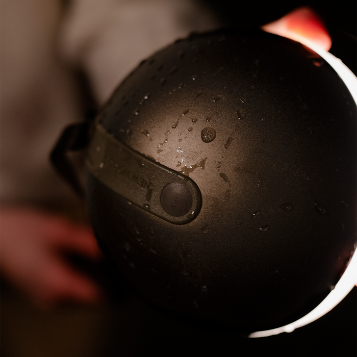 北歐進口燈具｜New Works 冒險之心充電式桌燈／露營燈 Sphere Adventure Light 北歐丹麥極簡傢具品牌