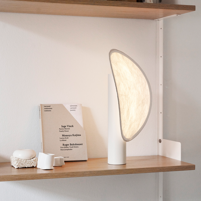 北歐進口燈具｜New Works 坦思漂浮雲朵充電式桌燈／露營燈 Tense Portable Table Lamp 北歐丹麥極簡傢具品牌