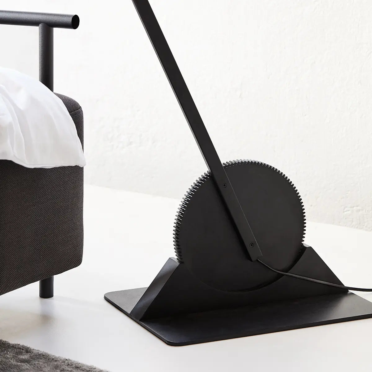 Northern Gear 立燈 Northern - 潤舍．生活家居 Luxury Life