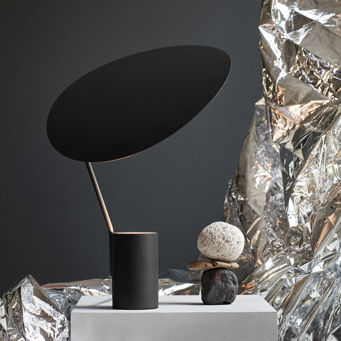 北歐進口燈具｜Northern 屋簷桌燈 Ombre Table Lamp
