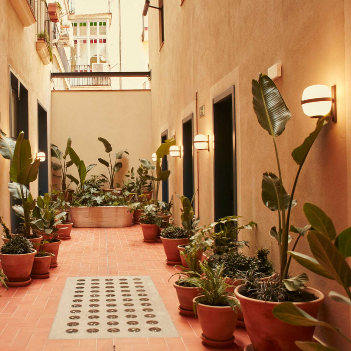 進口燈具 — 西班牙 Santa & Cole 瓦力戶外室內兩用壁燈  進口燈具品牌 戶外壁燈