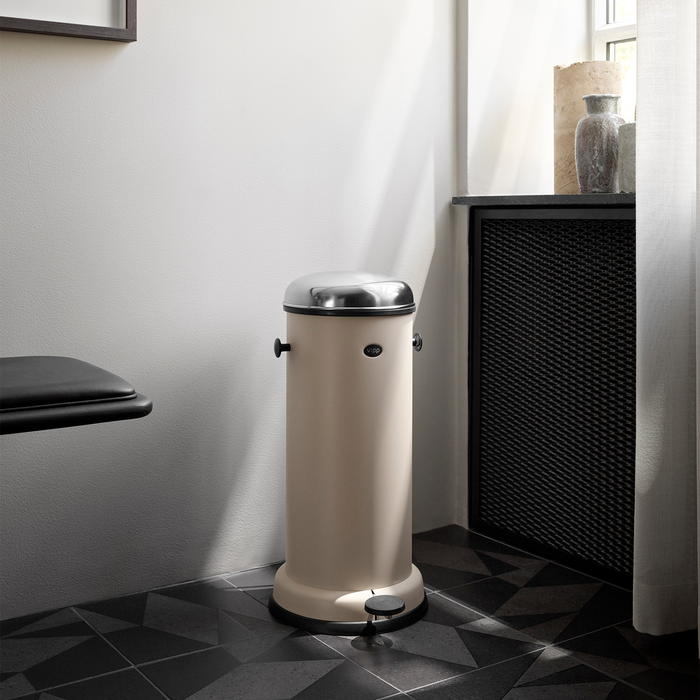 北歐垃圾桶｜Vipp 廚房垃圾桶 (18L) Kitchen Bin 16 