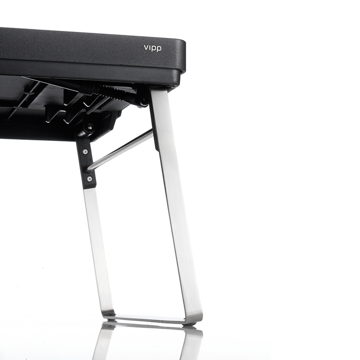 Vipp Mini Table 401 多用途 隨行桌 / 電腦桌 / 早餐桌 / 托盤 - Luxury Life 傢俱、燈飾、生活配件