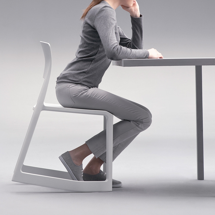 設計師單椅｜ Vitra 9 度角 繽紛搖椅 / 工作單椅Tip Ton Rocking Chair